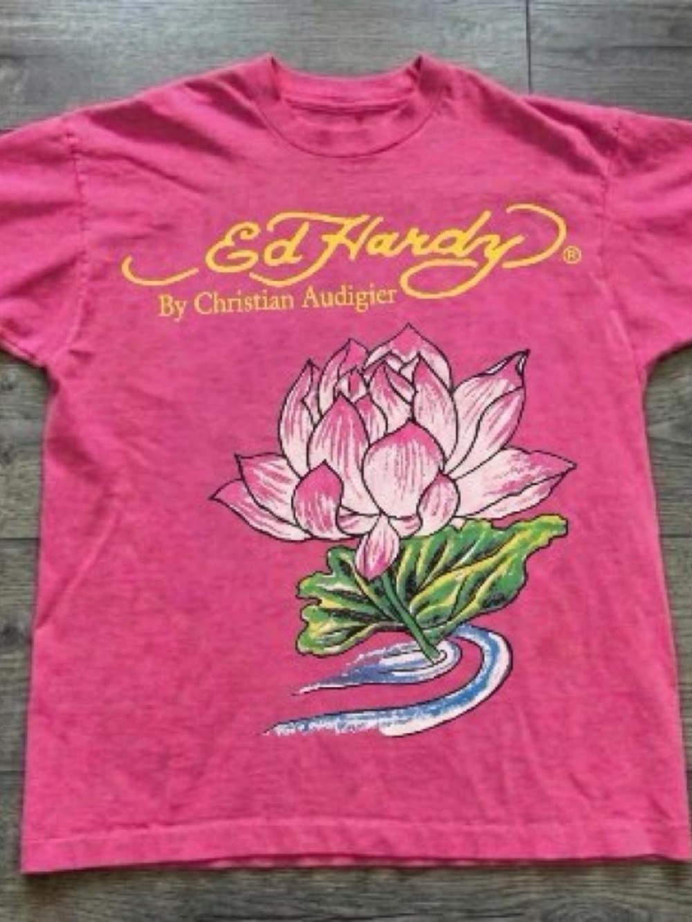 Helicon is Ed Hardy T shirt